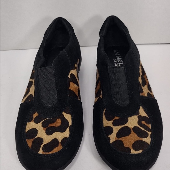 Vaneli Black and Brown Sneakers Comfort size 4 pre owned Exellent condition - Picture 10 of 10